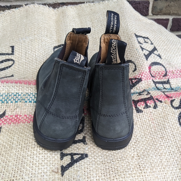 Blundstone Boots - Picture 4 of 4